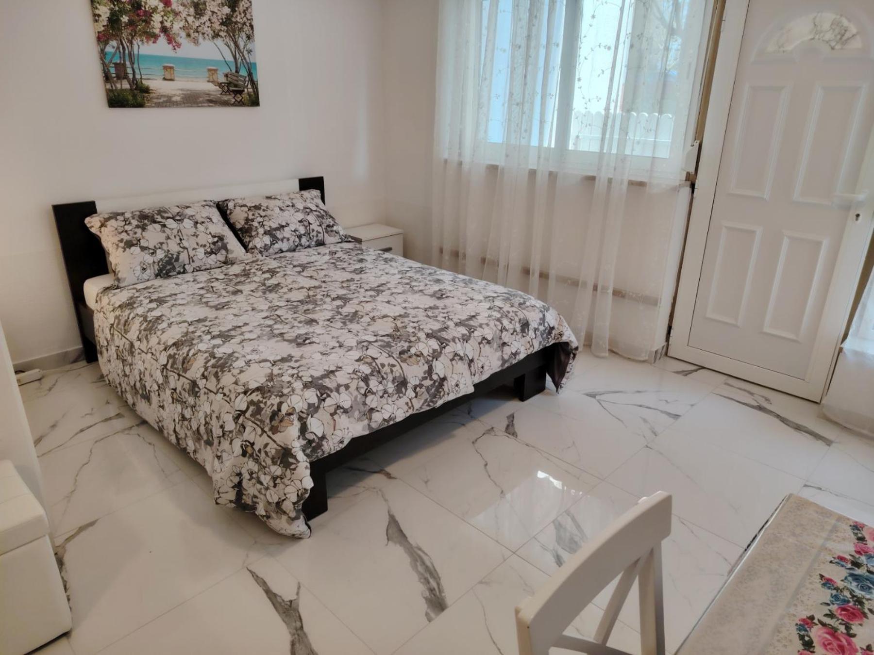 Studio-Apartman Ella Poreč Zewnętrze zdjęcie