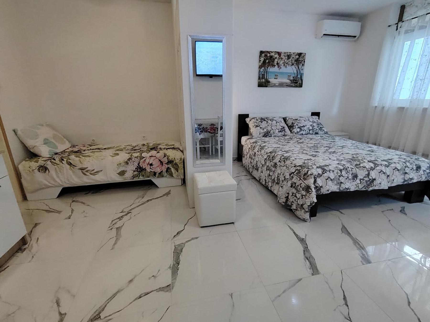 Studio-Apartman Ella Poreč Zewnętrze zdjęcie