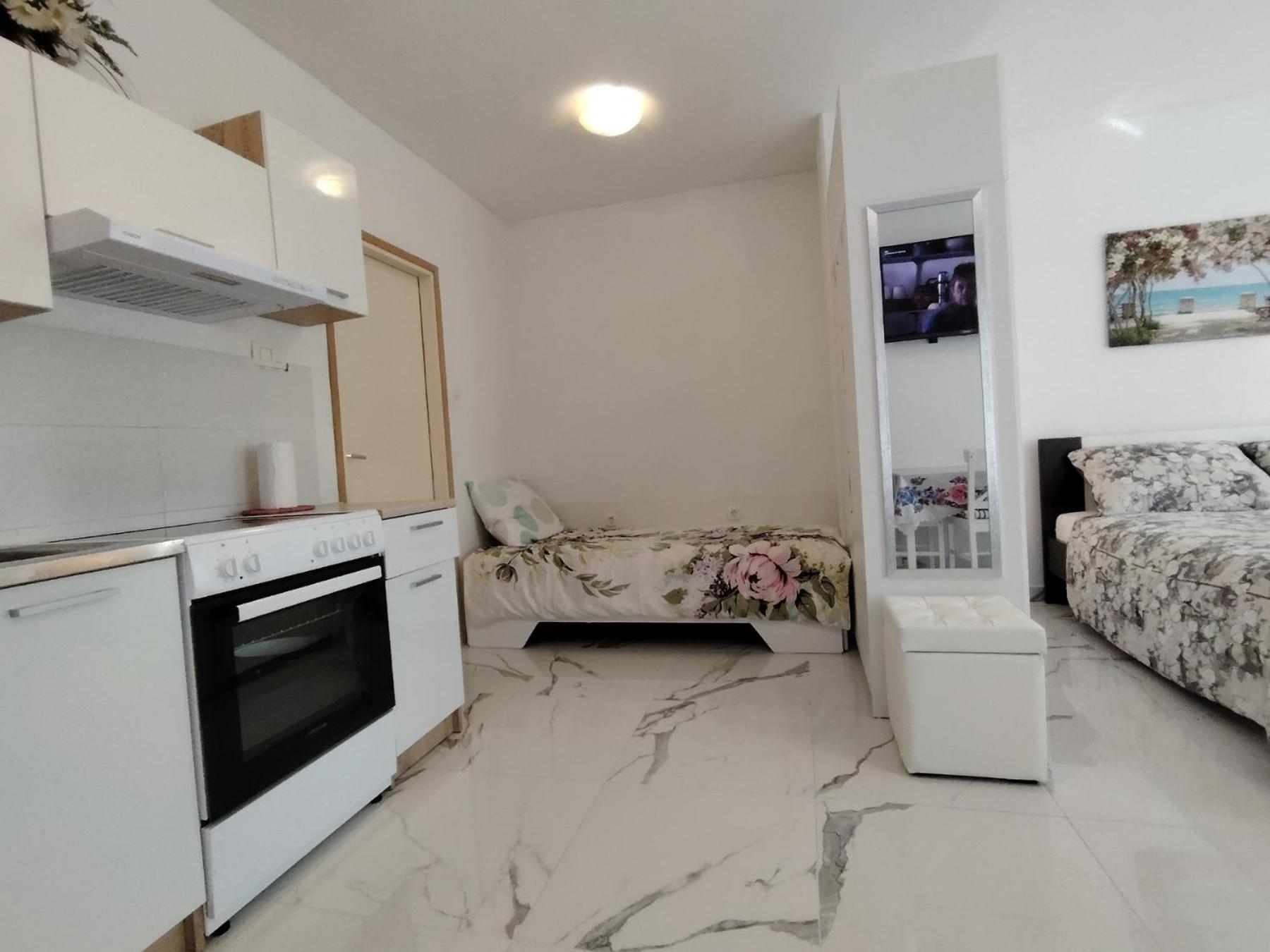 Studio-Apartman Ella Poreč Zewnętrze zdjęcie